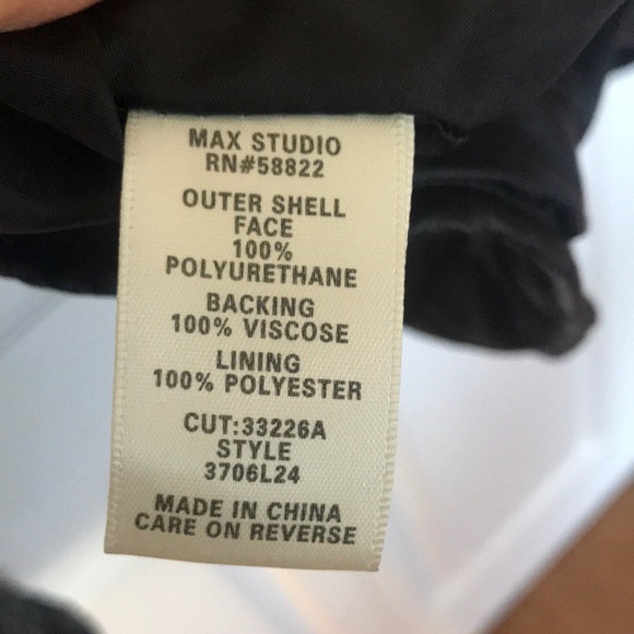 Max Jeans black jacket. Large - Picture 3 of 4